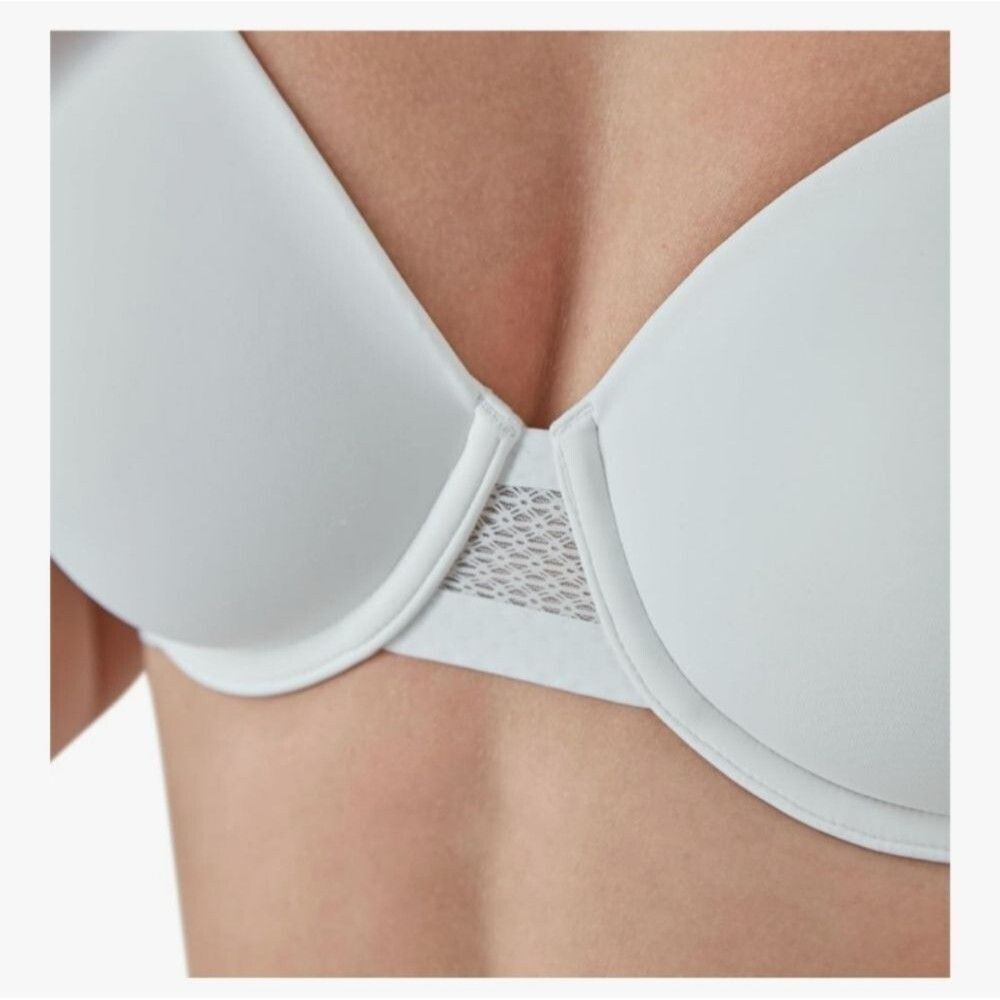 Bali Womens Ultimate Smoothing Underwire T-Shirt Bra Lightweight Convertible 40d - Picture 3 of 16